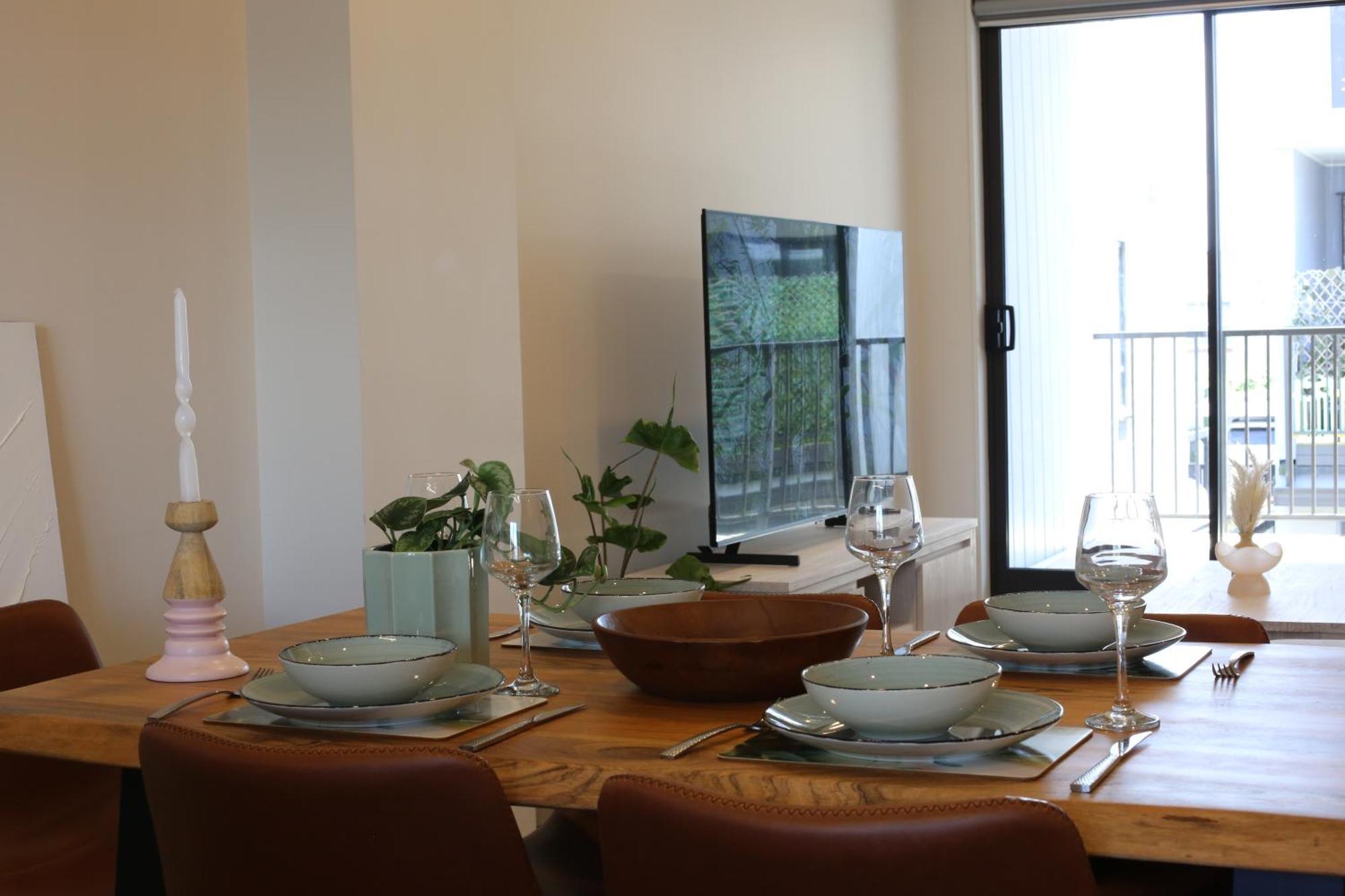 Cozy And Comfortable, Sunny Three-Storey Building Auckland Exterior photo